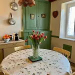 Apartment La Stuga, Cocooning Au Coeur Des Volcans