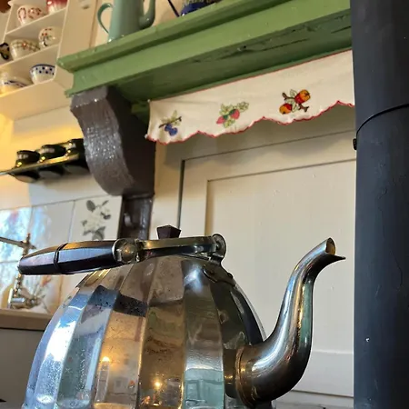 La Stuga, Cocooning Au Coeur Des Volcans Ludesse