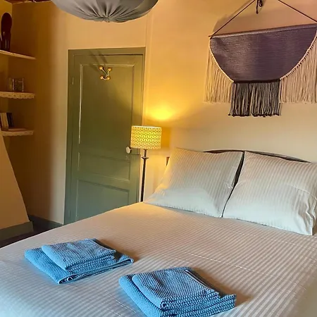 شقة La Stuga, Cocooning Au Coeur Des Volcans Ludesse