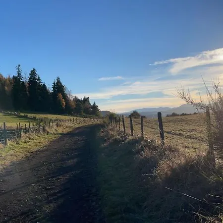 Daire La Stuga, Cocooning Au Coeur Des Volcans *